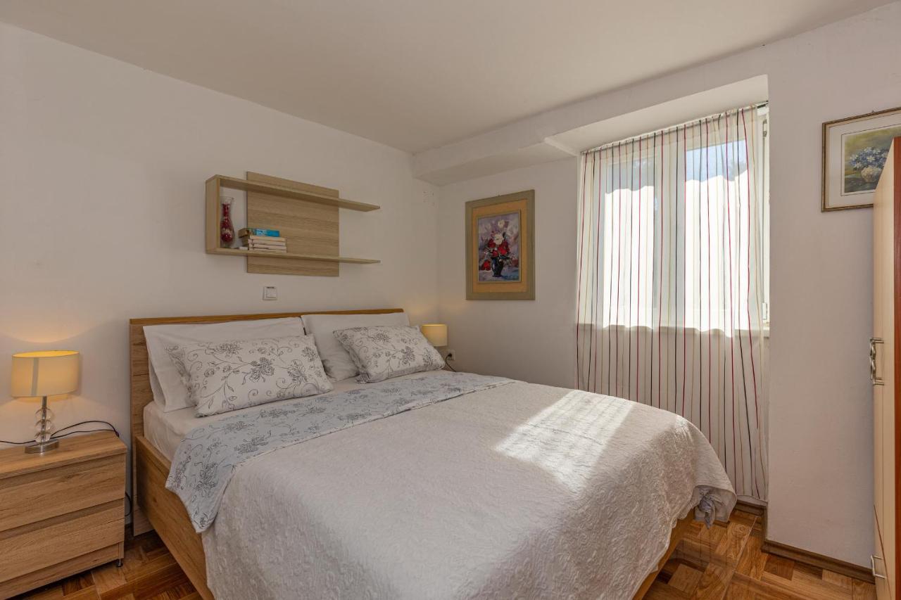 Apartments Lapis Ядраново Екстер'єр фото