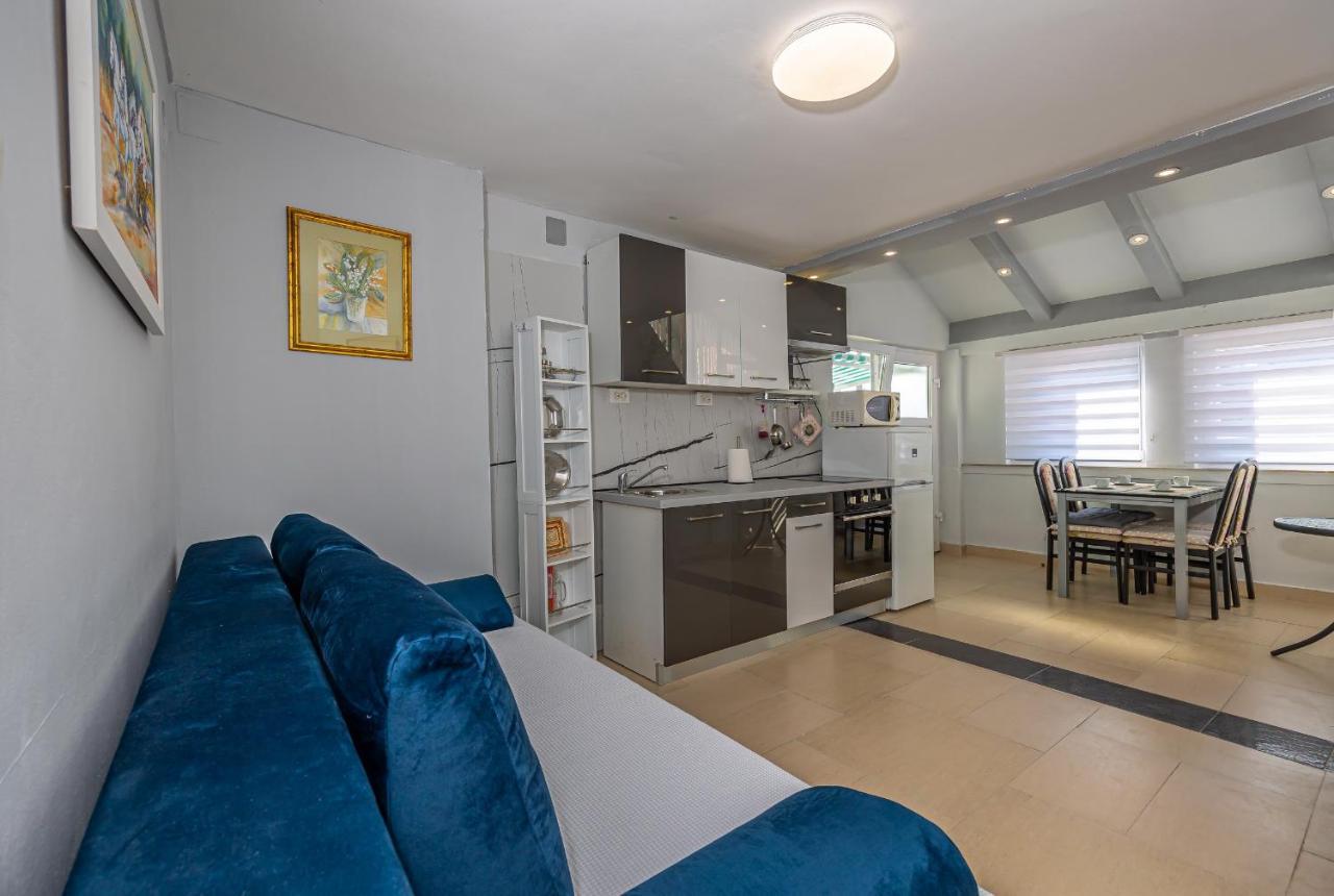 Apartments Lapis Ядраново Екстер'єр фото
