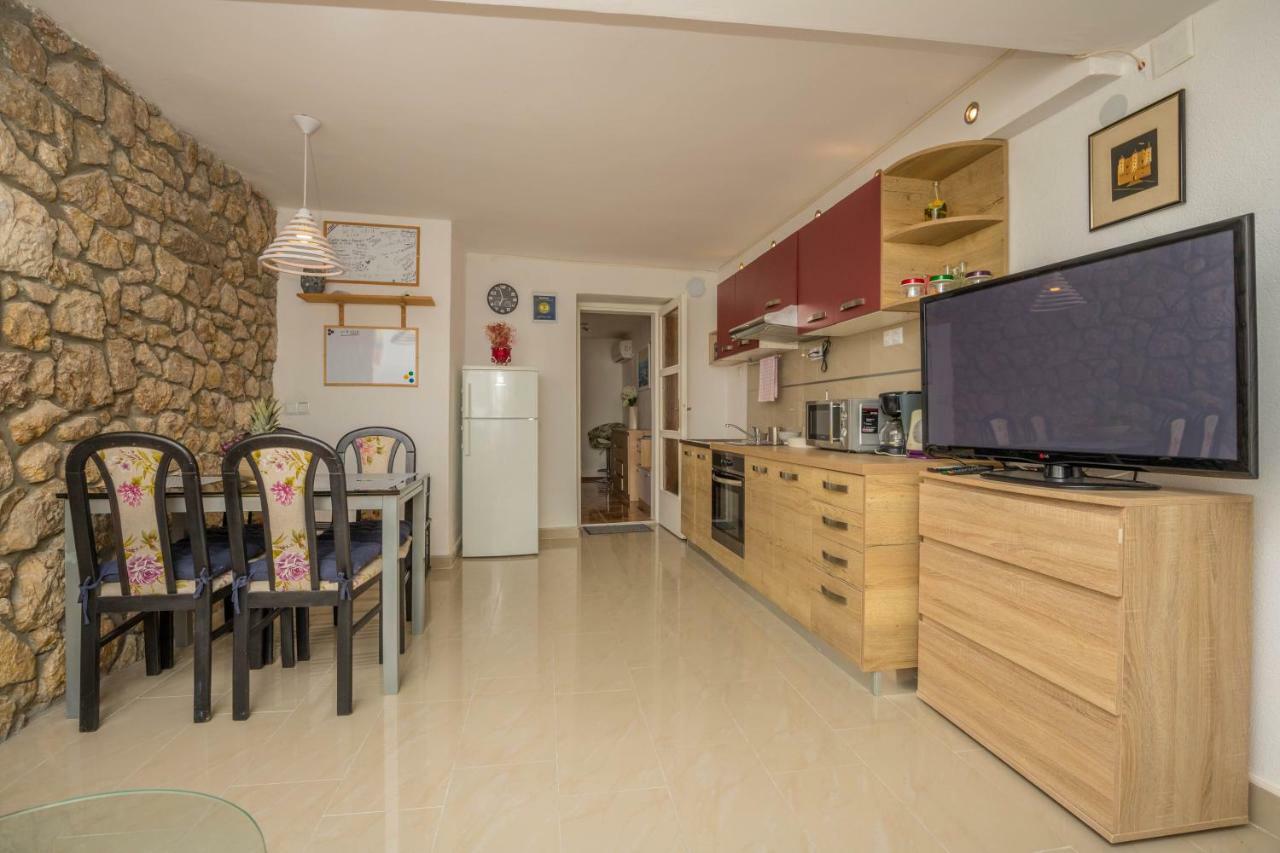 Apartments Lapis Ядраново Екстер'єр фото